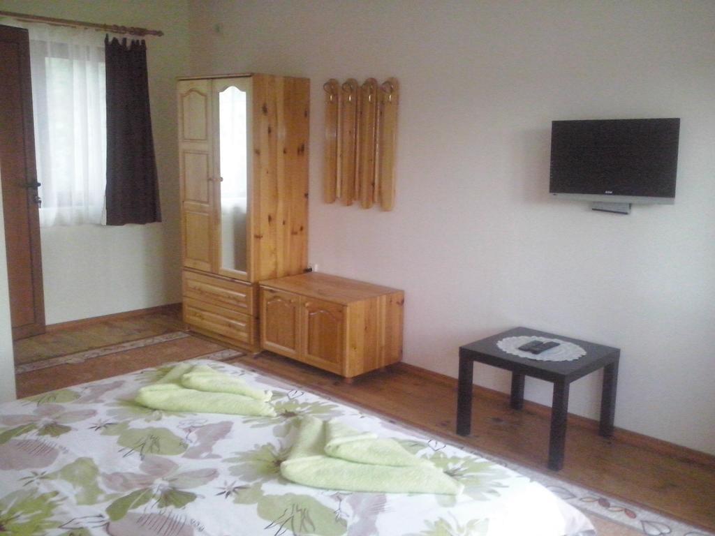 Guest House Friends Emen Ruang foto